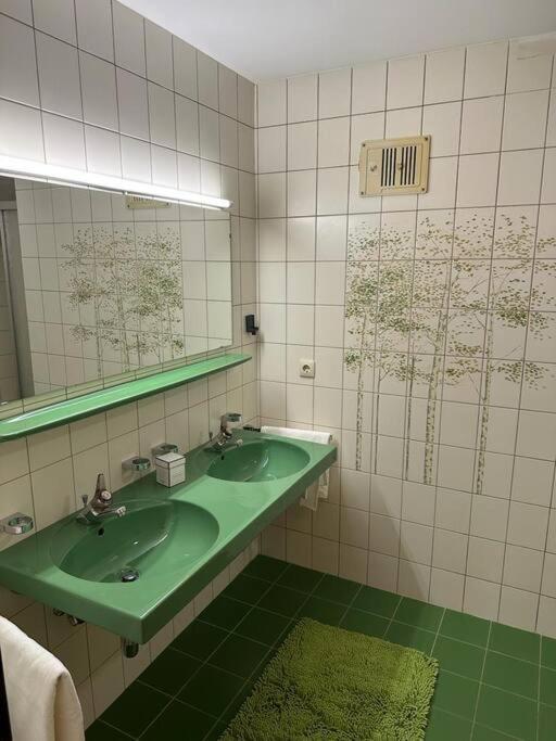 Geraeumige Rustikale Tiroler Wohnung 1-8 Personen Imst Exterior foto